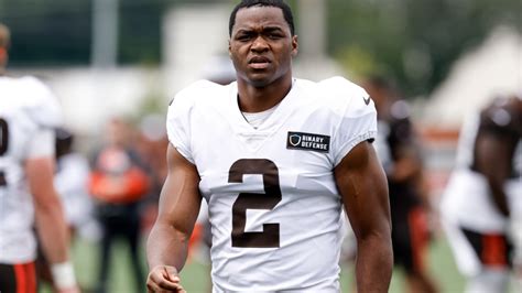 what happened to amari cooper